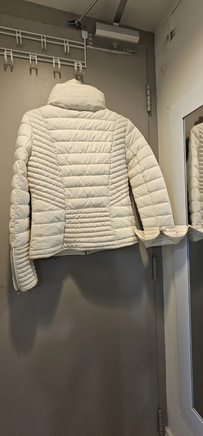 Guess Cream Puffer Jacket - photo 4