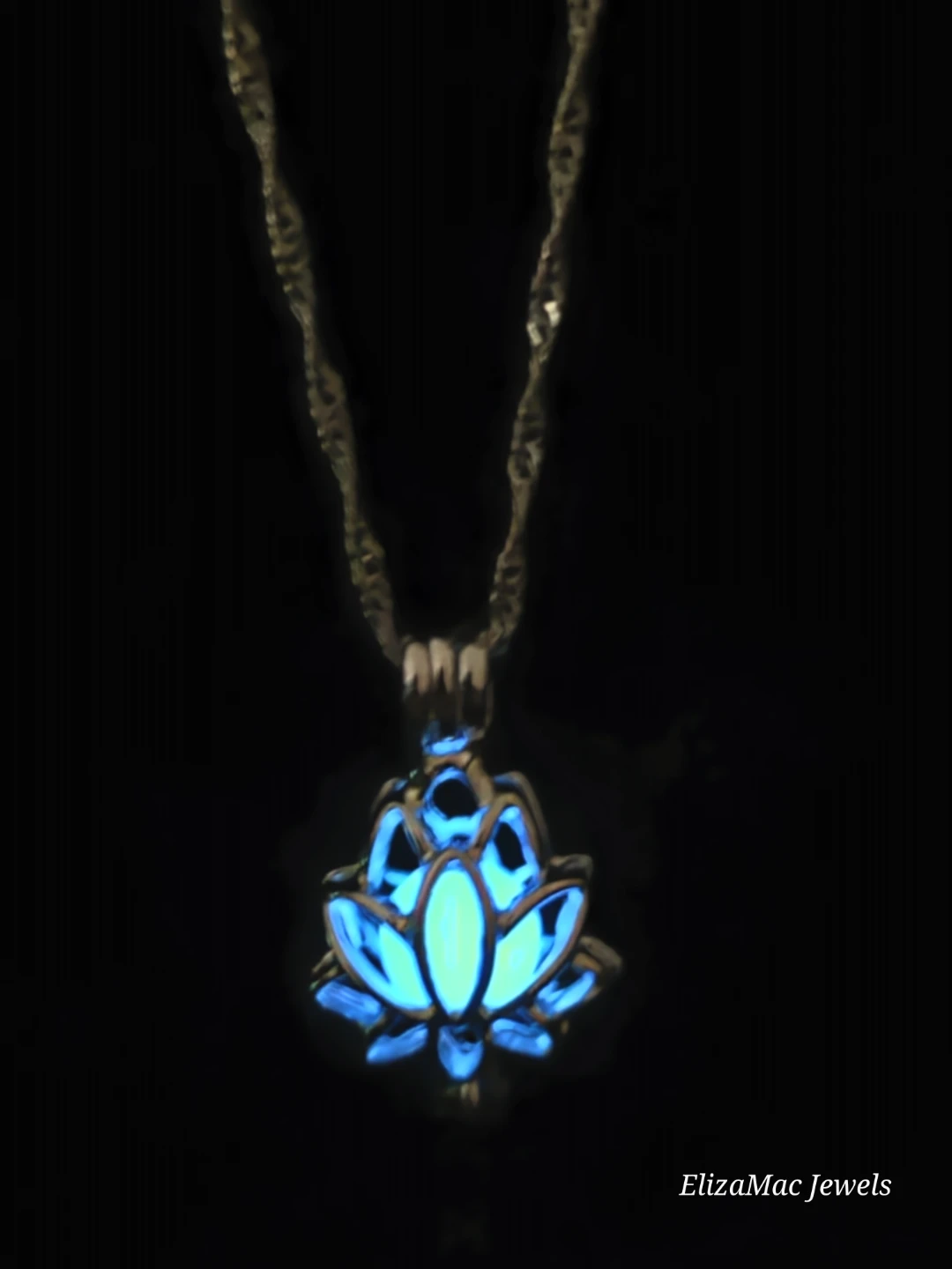 ElizaMac Jewels Lotus Flower Dark Blue  Glow Necklace