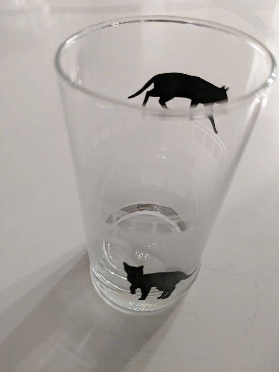 Clear glass with black cat design - photo 2