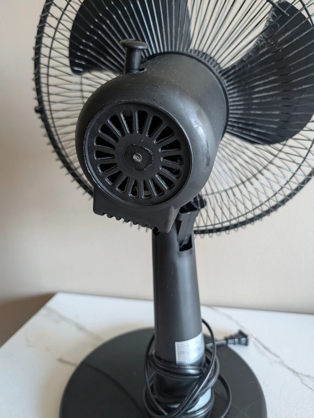 Black Table Fan -moving out sale - photo 4