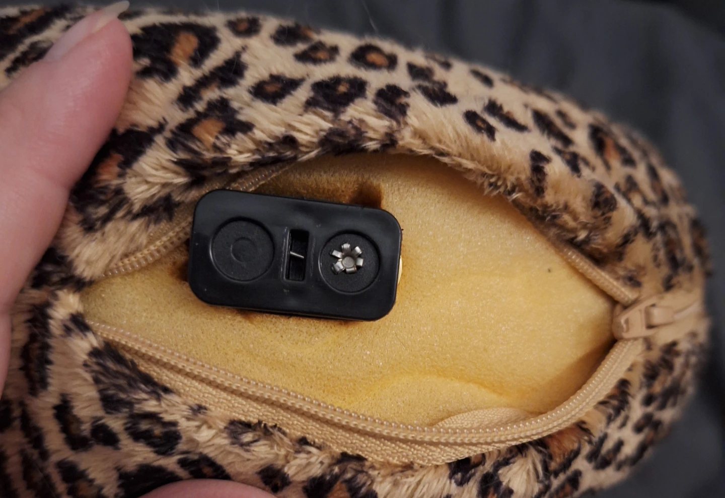 Leopard Print Massaging Neck Pillow - photo 3