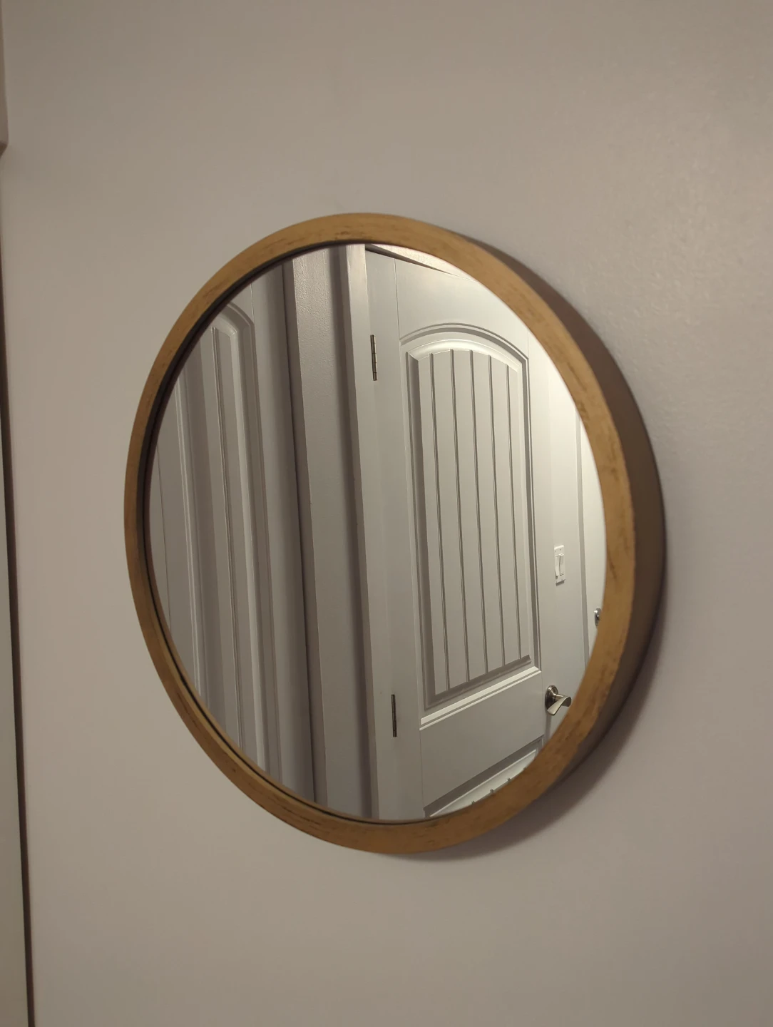 Round Wall Mirror