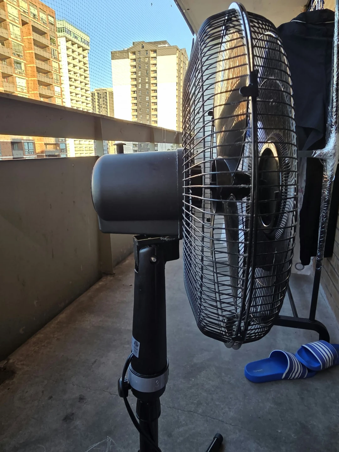 Mainstays Oscillating Stand Fan - photo 4