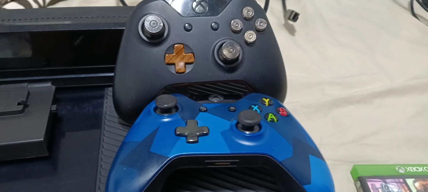 Xbox One Console Bundle and VR - photo 3