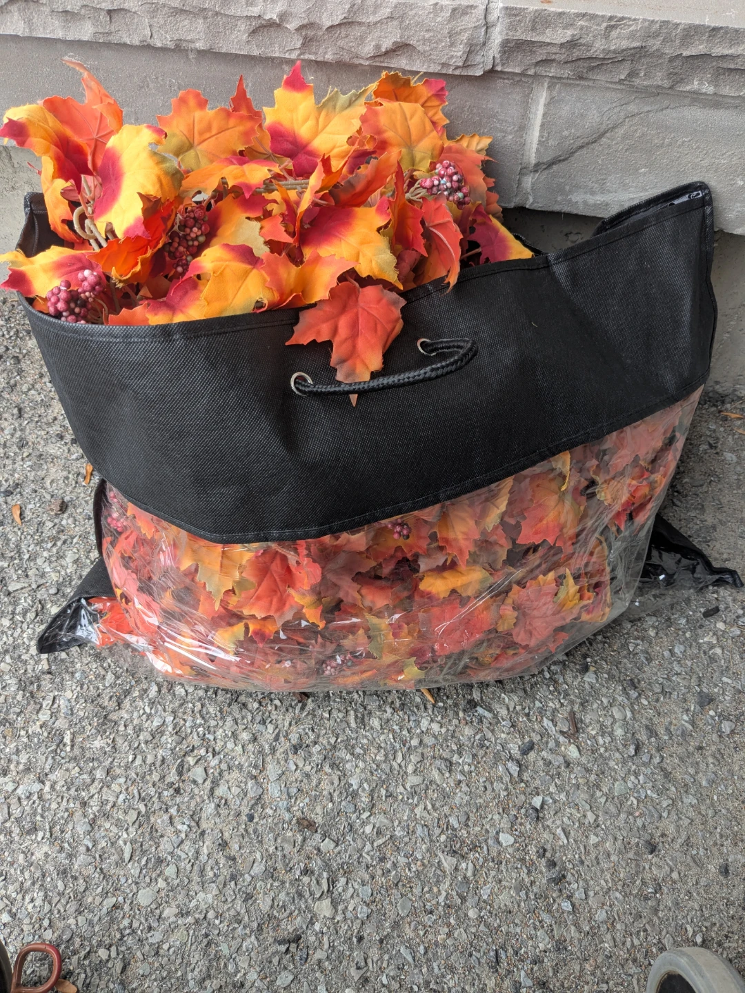 Artificial Fall Leaves and Berries Garland - photo 2