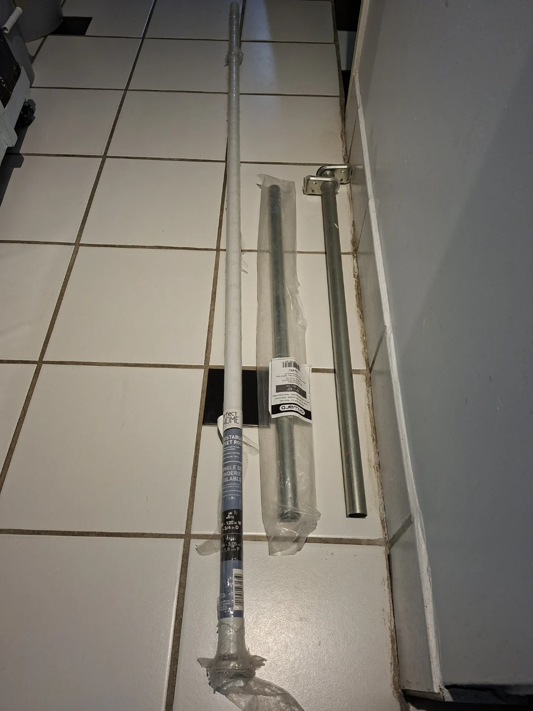 Perfect Home Adjustable Closet Rod
