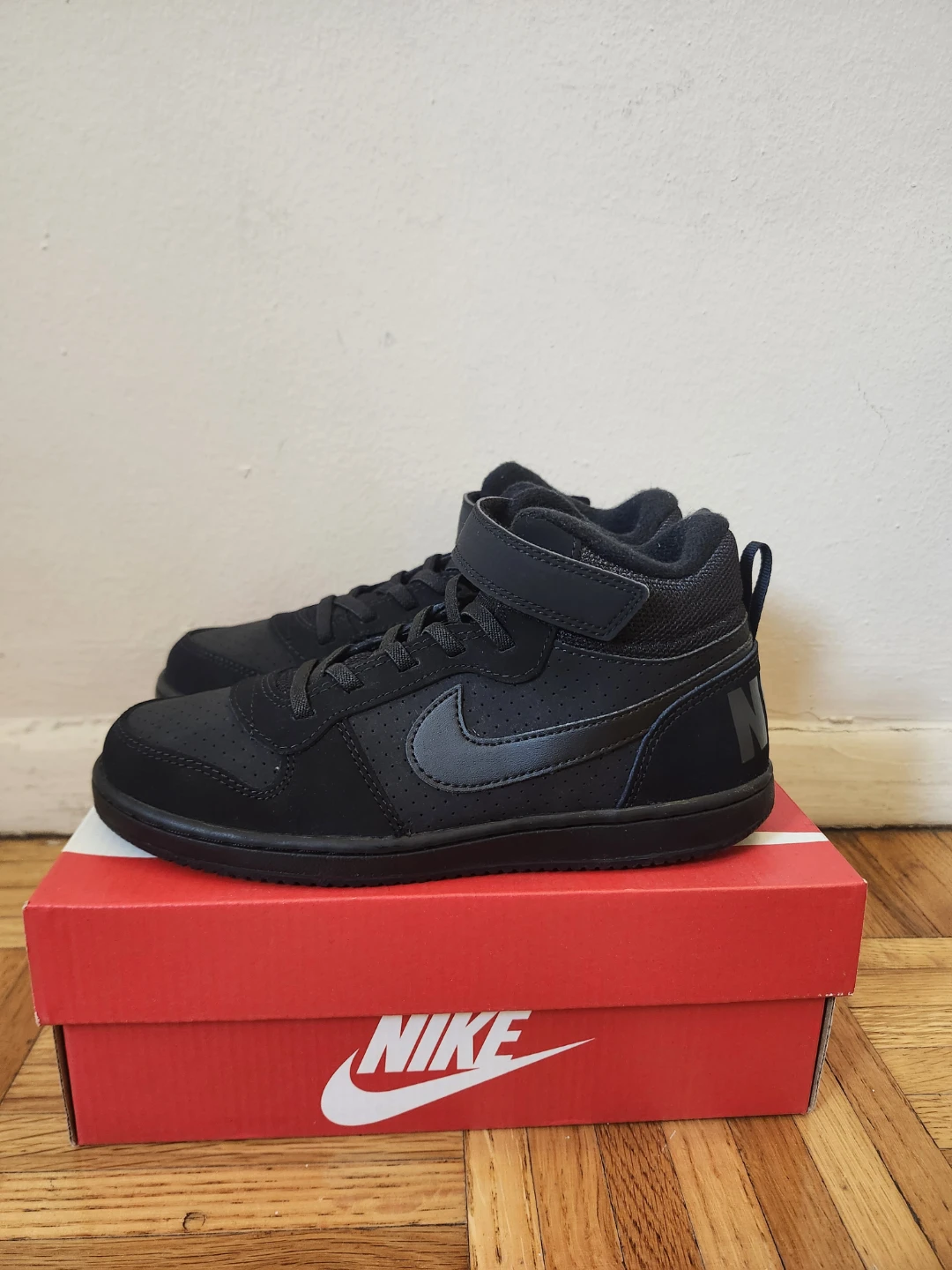 Brand-New Nike Kids’ Winter Sneakers — US 3Y — $30