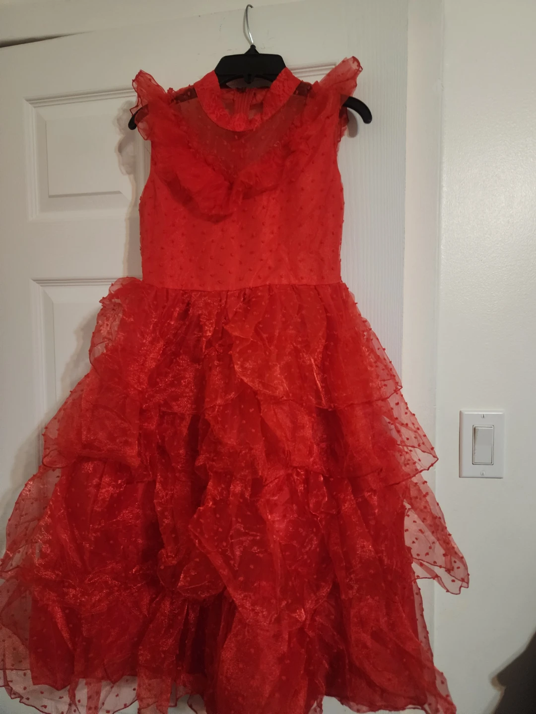 Red Ruffled Party Dress Lydia Deetz from Beetlejuice  Zize 140