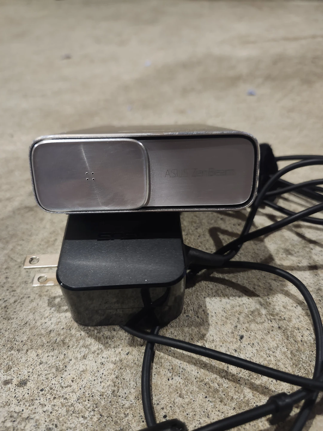 ASUS ZenBeam Portable Projector - photo 3