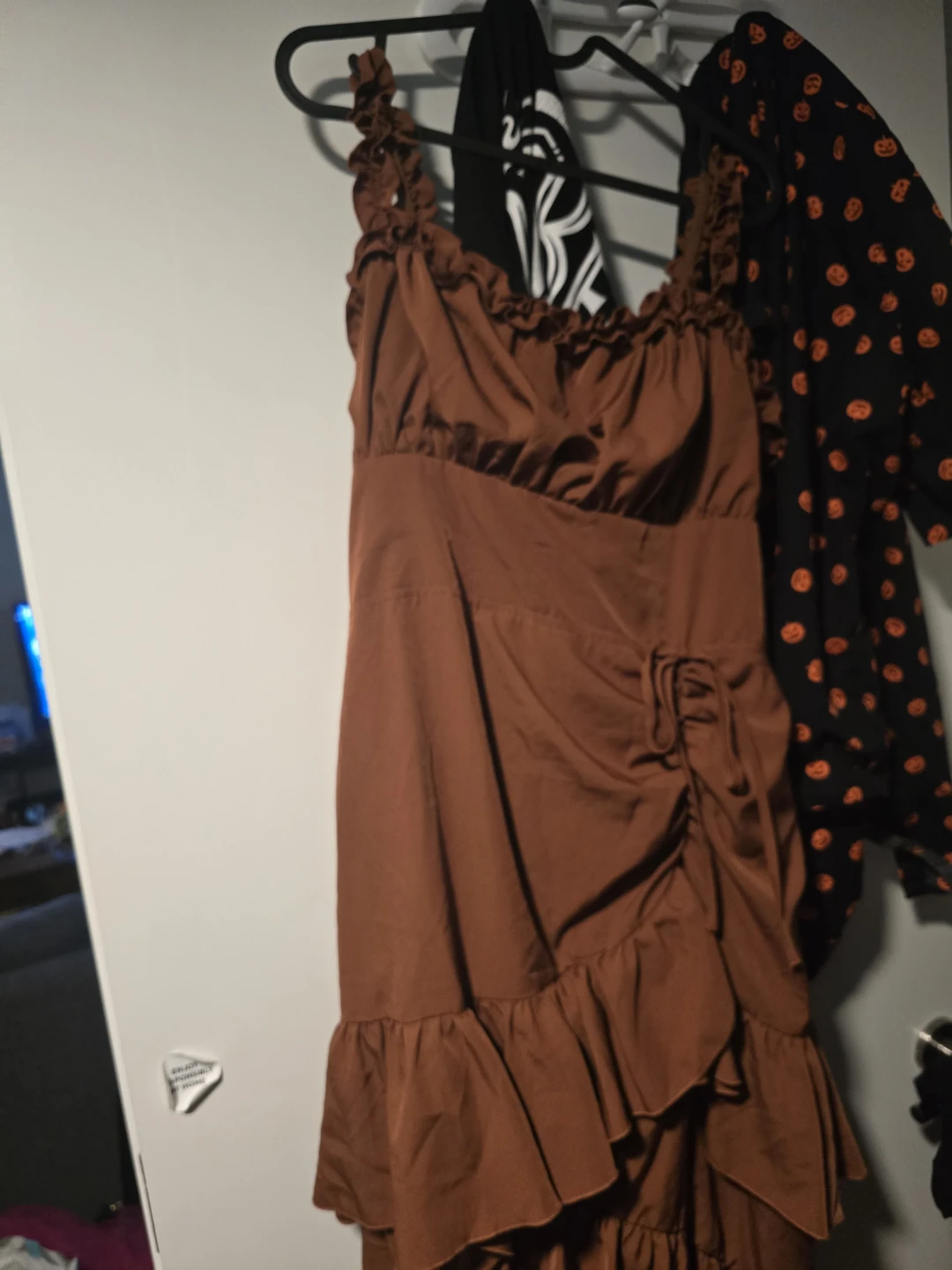 Brown ruffle midi dress/pirate style