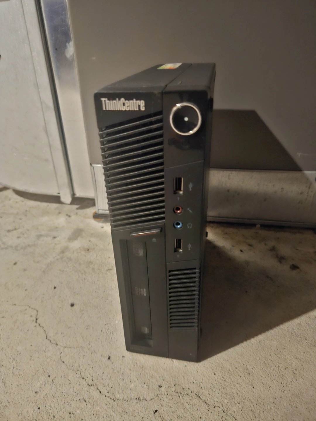 Lenovo ThinkCentre M91p Small Form Factor Desktop