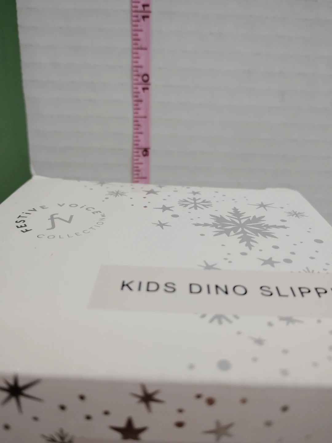 Festive Voice Kids Dino Slippers Size 11-12 - photo 2