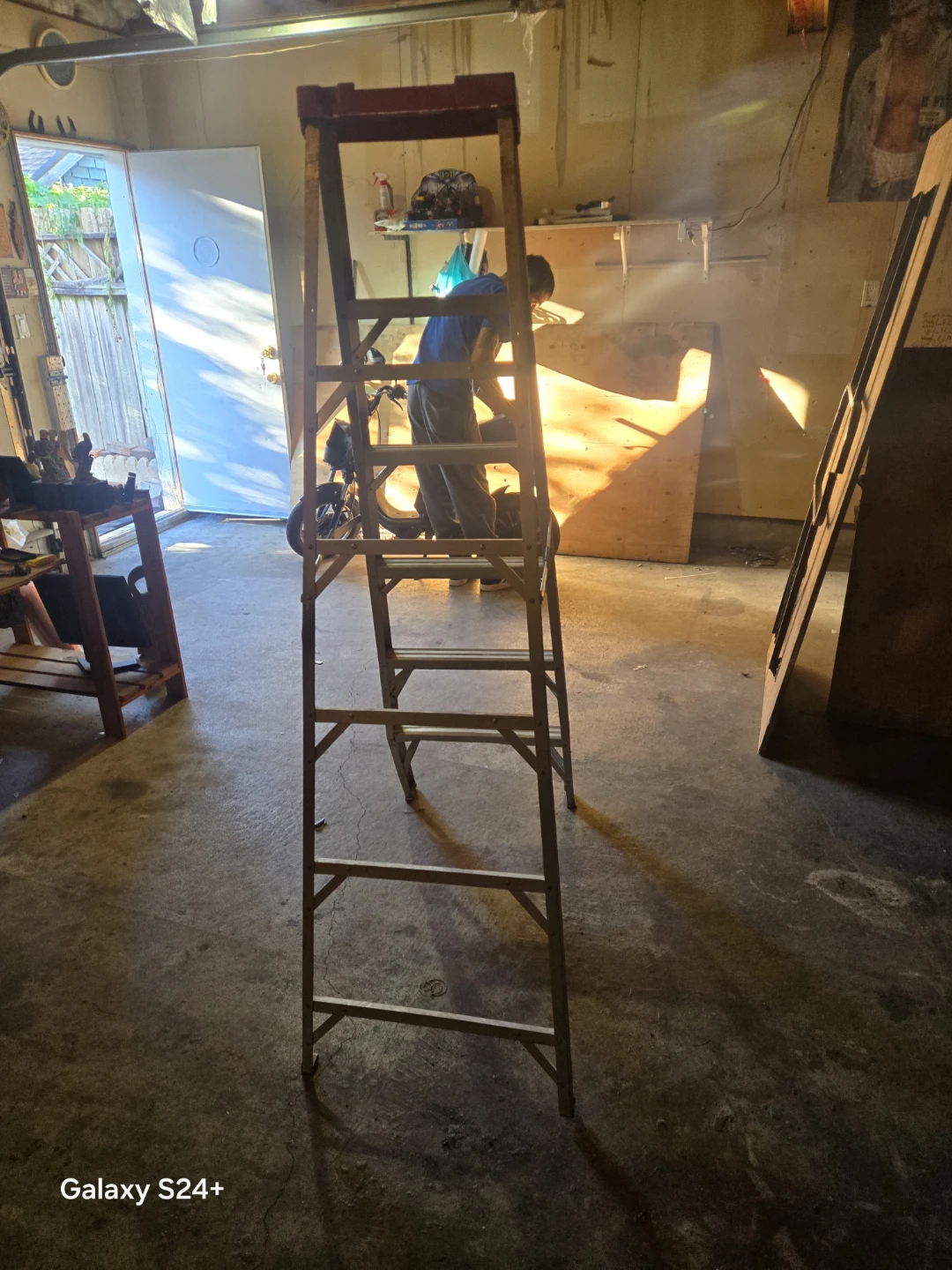 Lite 5-Foot Aluminum Stepladder - photo 3