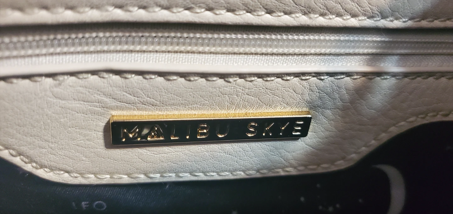 Malibu Skye Black and White Tote Bag - photo 5
