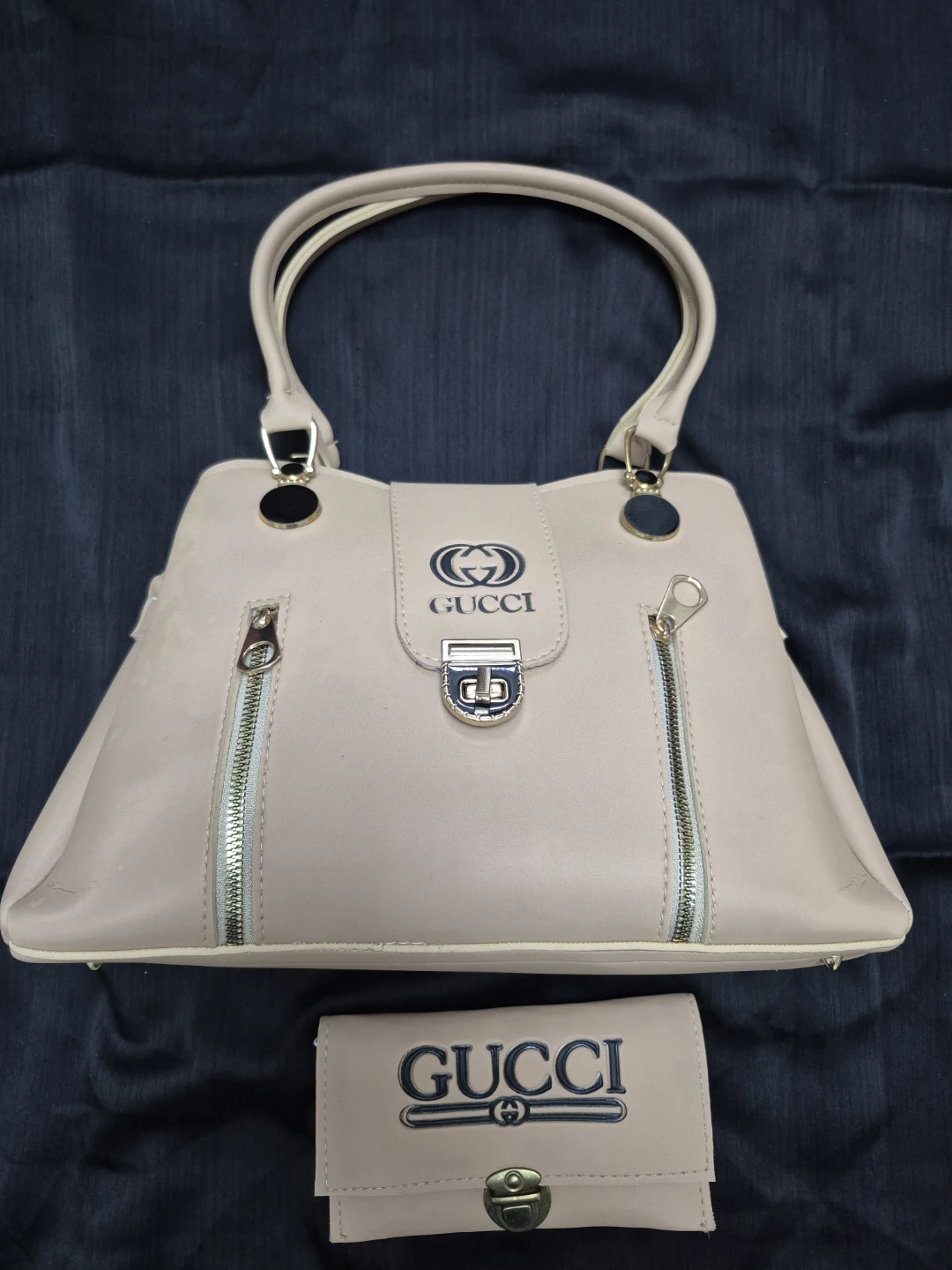 Brand new purse