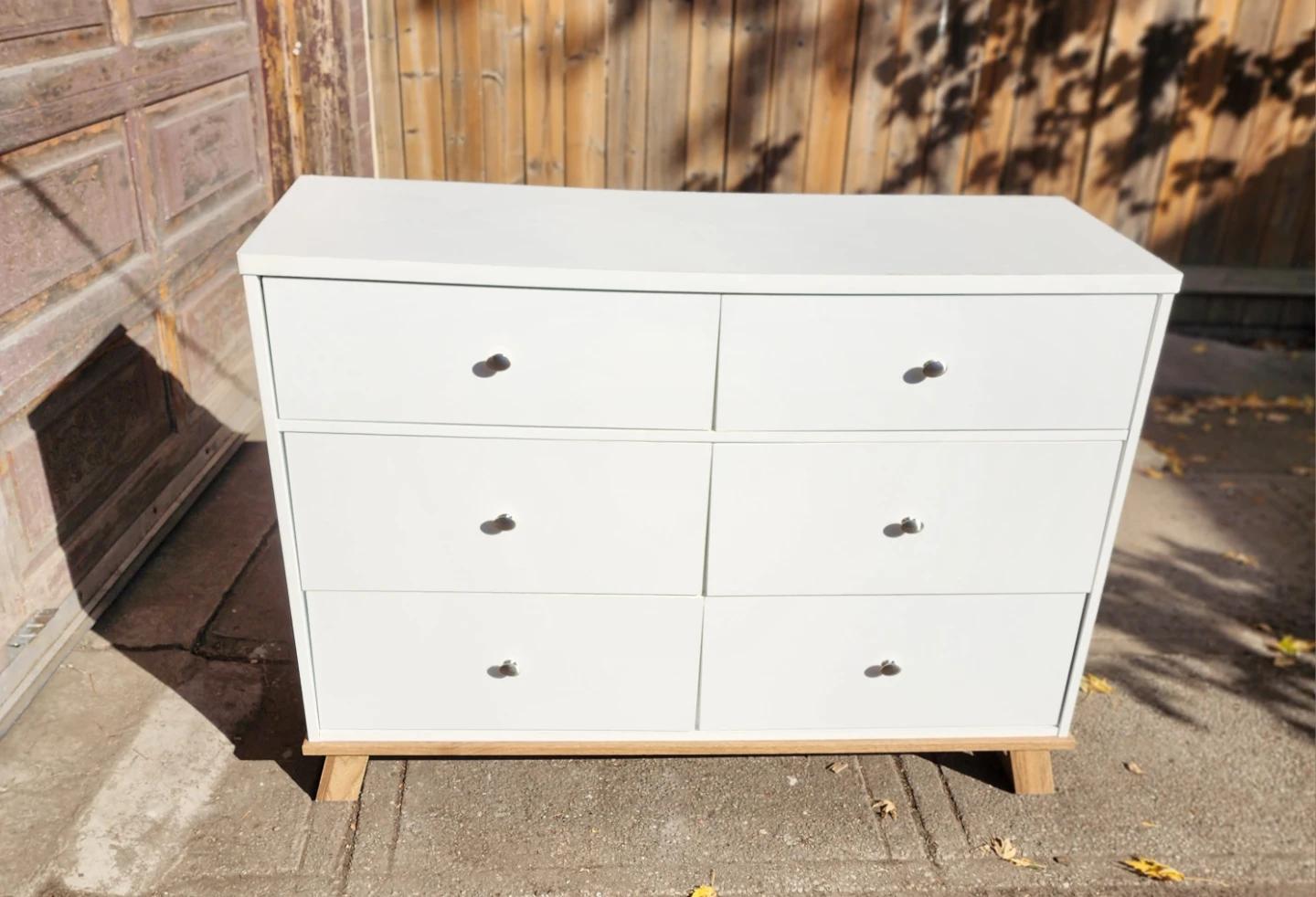 White 6-Drawer Dresser with Wood Base - photo 2