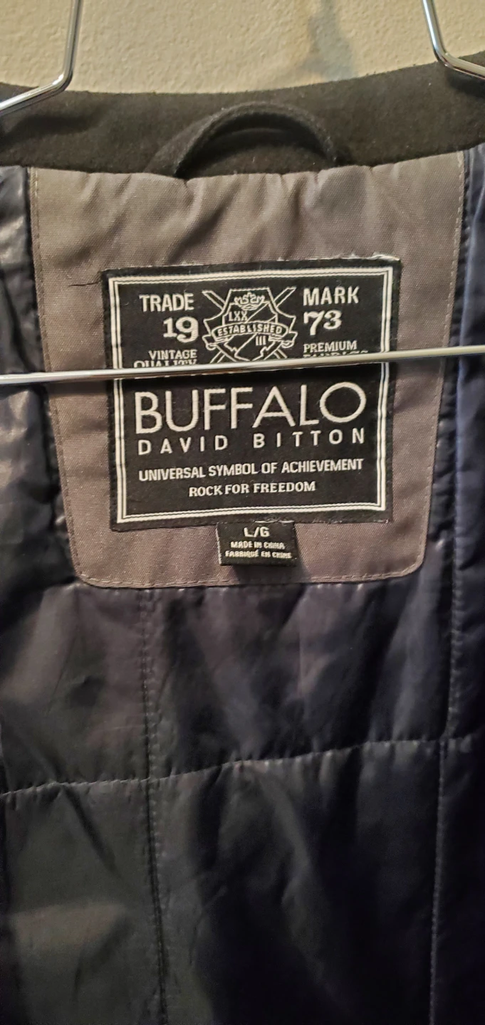 Men's Black Buffalo Coat Size L - photo 3