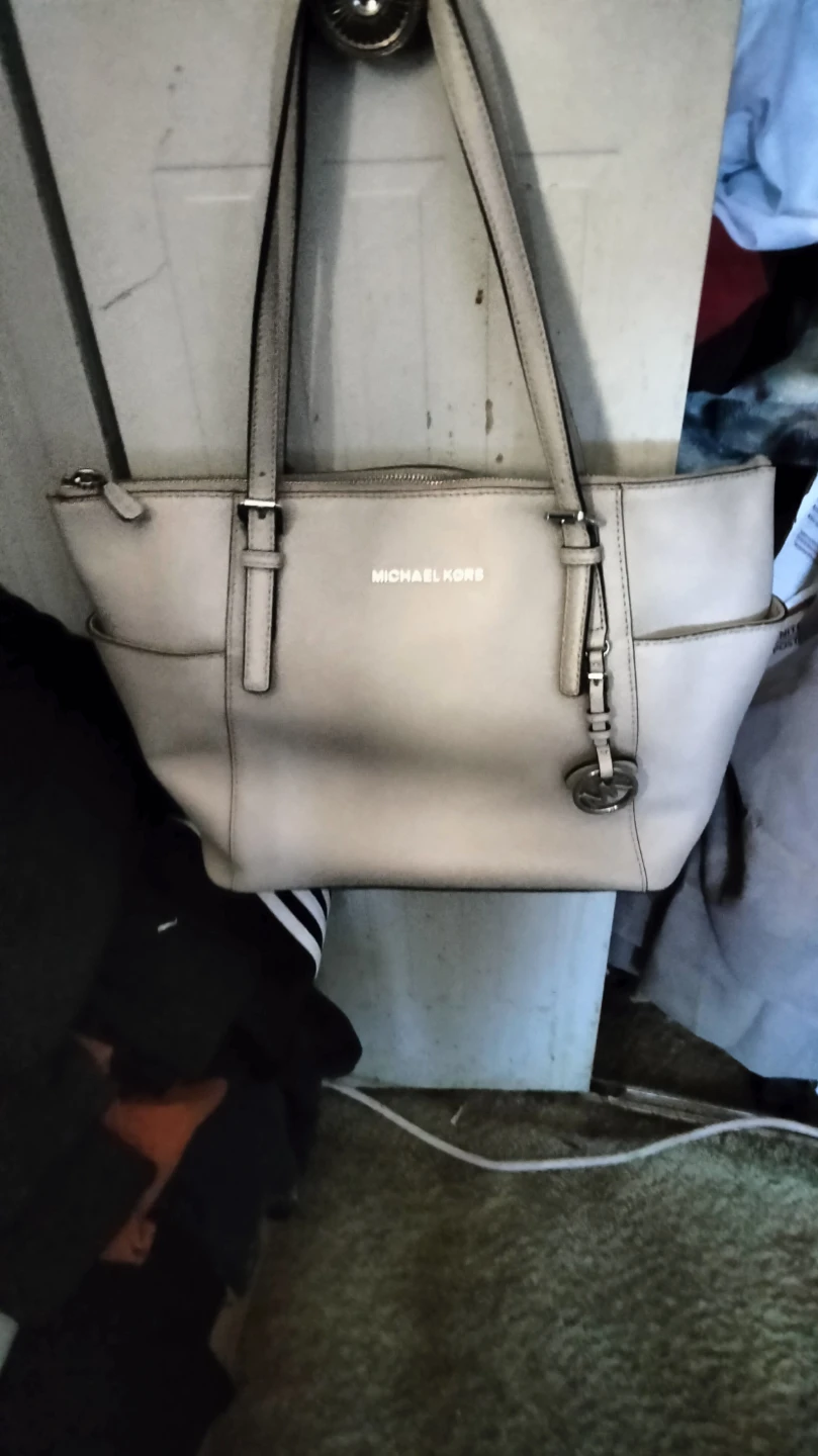 Michael Kors Beige Tote Bag - photo 2