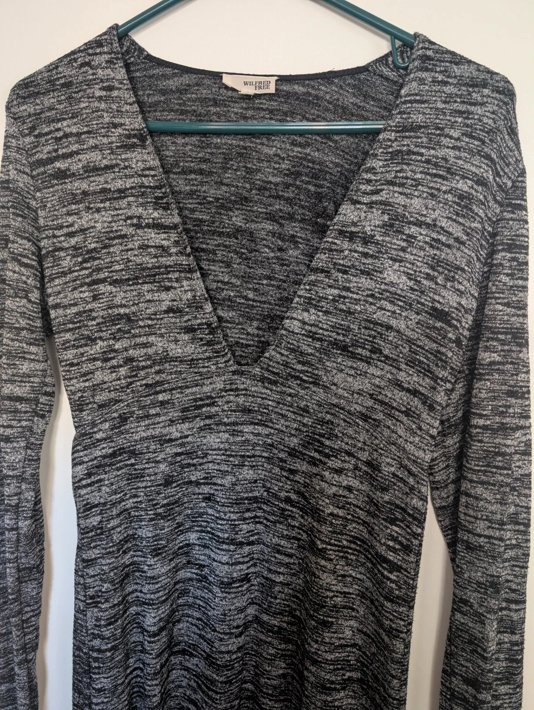 Aritzia Wilfred Grey Long Sleeve Dress - photo 2