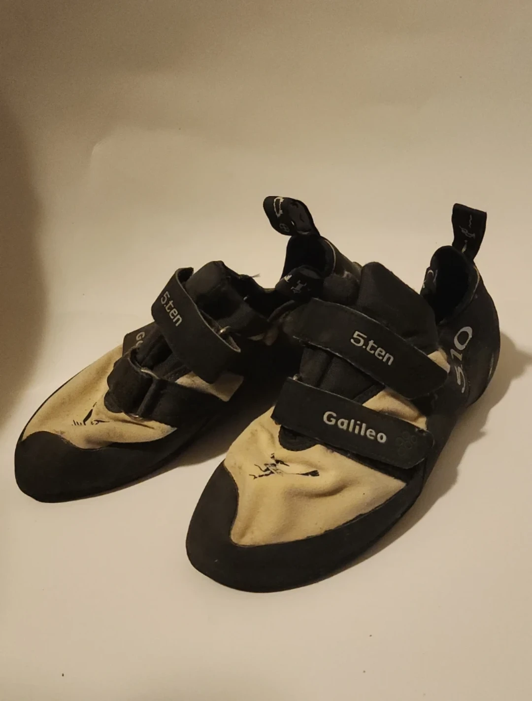 Sz 10.5 Five Ten Galileo Climbing Shoes