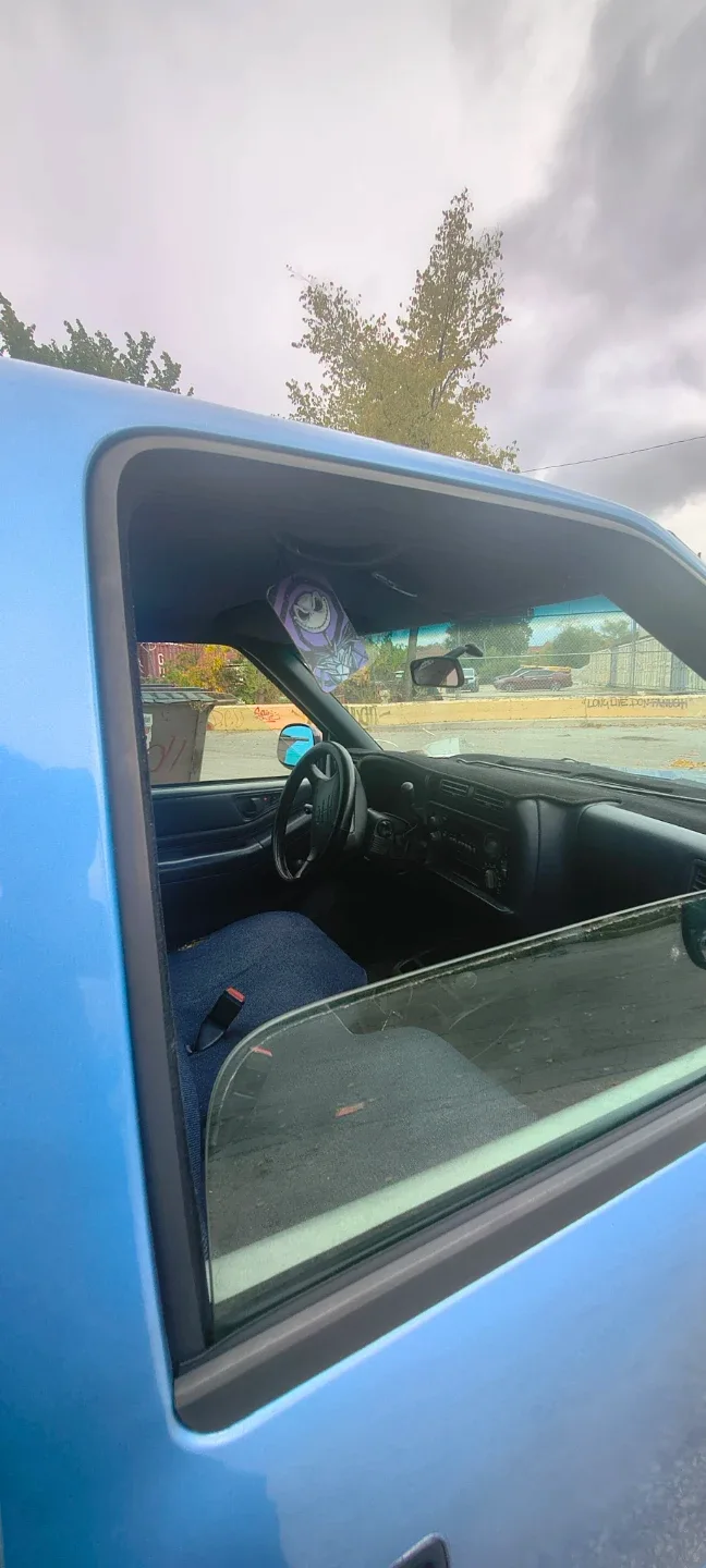Chevrolet S10 Pickup Truck - photo 5