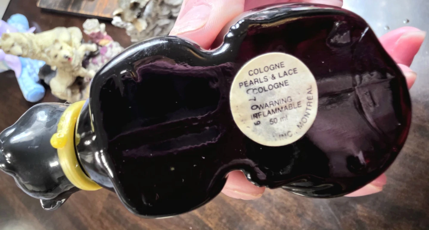 Pearls & Lace Cologne Black Cat Bottle - photo 4
