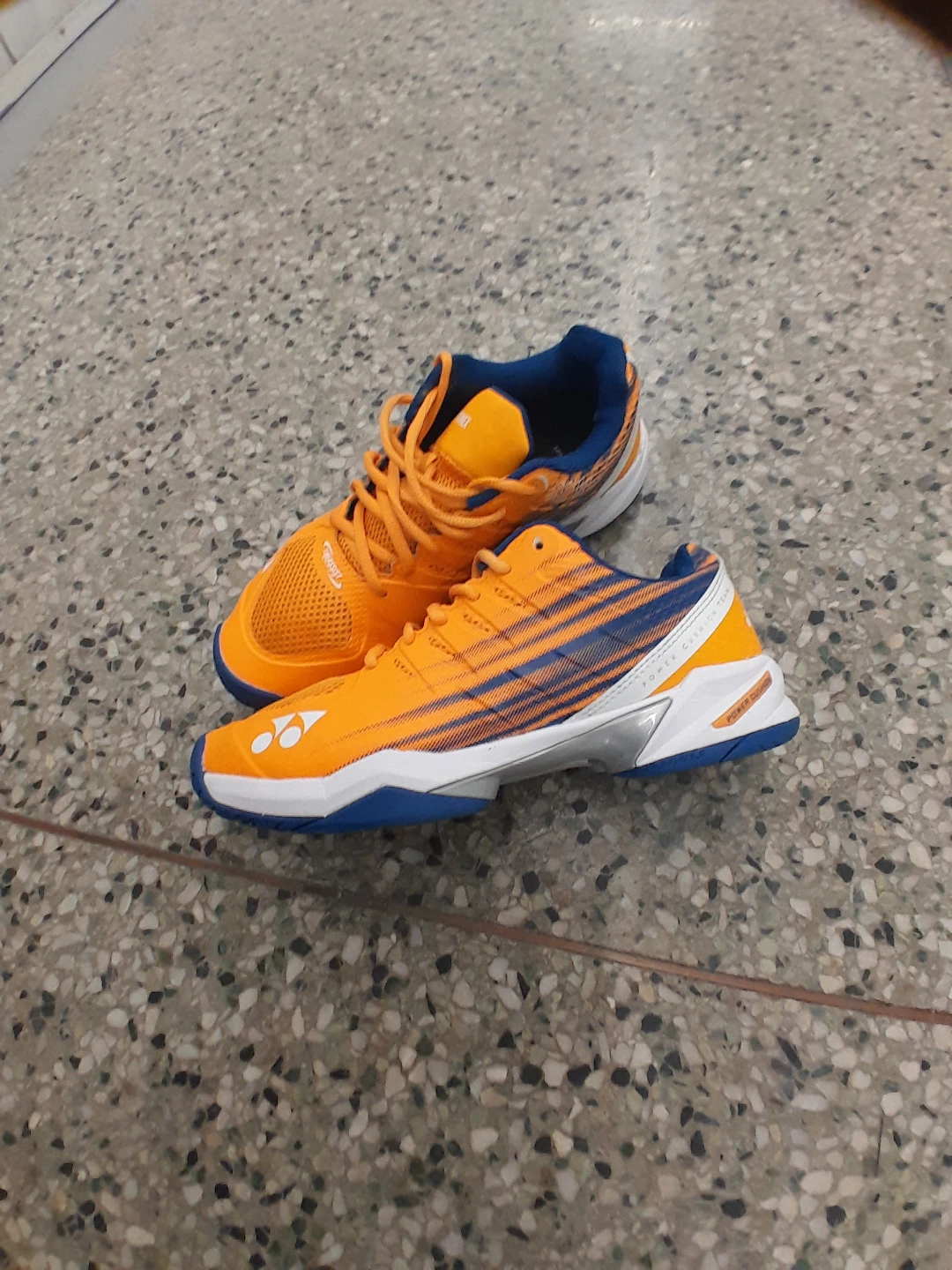 Yonex Power Cushion Badminton Shoes Women's Size 7 - photo 4