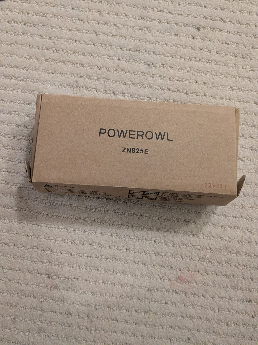 POWEROWL 8-Bay Smart Battery Charger ZN825E - photo 2