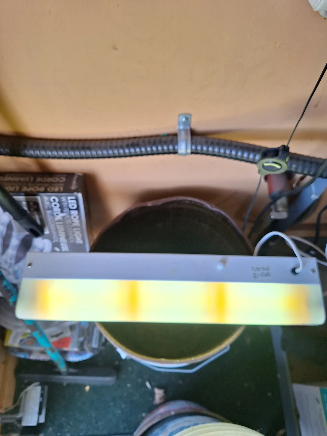Under Cabinet Light