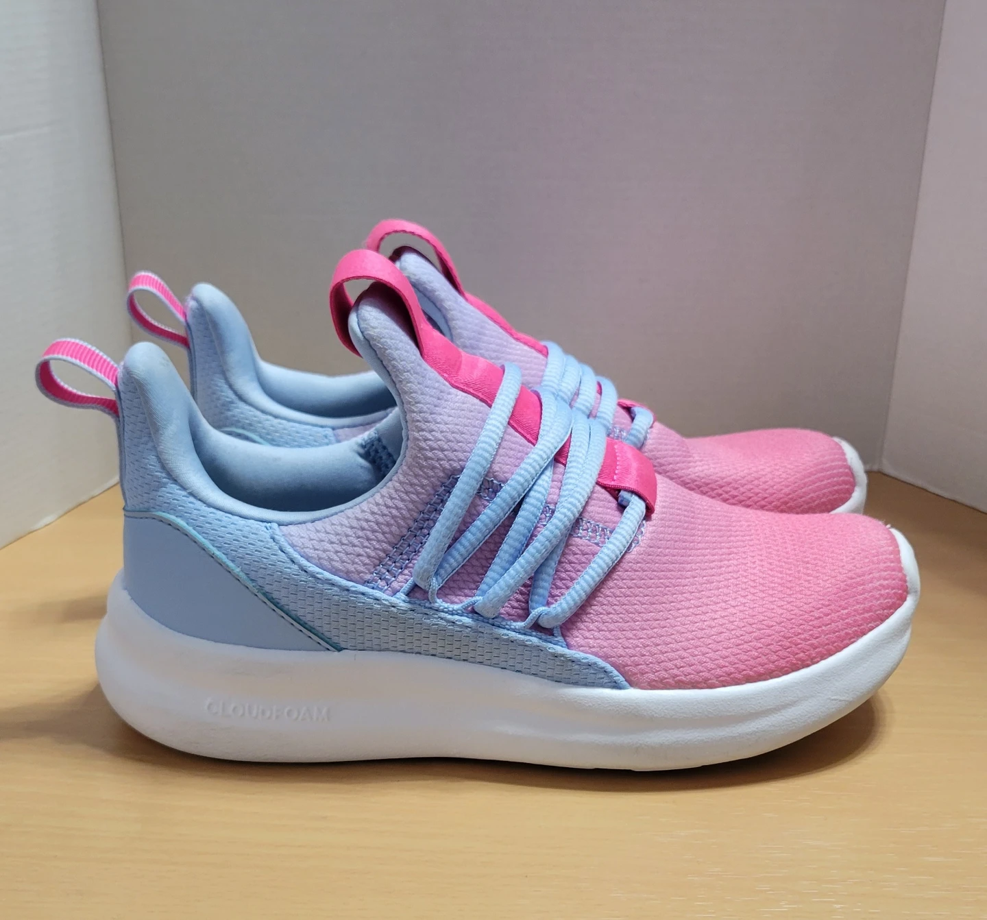 Adidas Cloudfoam sneakers in pink and blue size 3