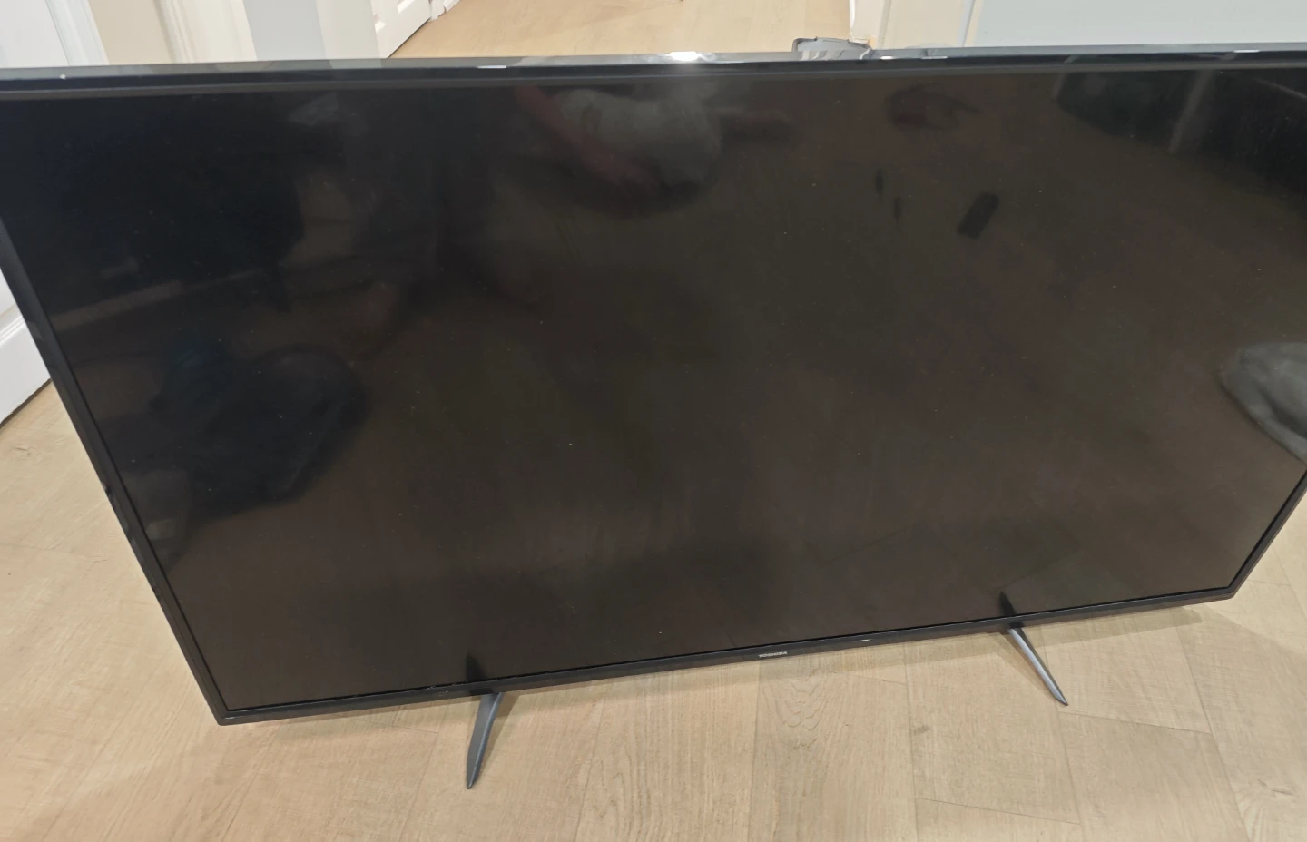 Parts or repair. Toshiba 55L621U 55-inch 4K UHD LED smart TV