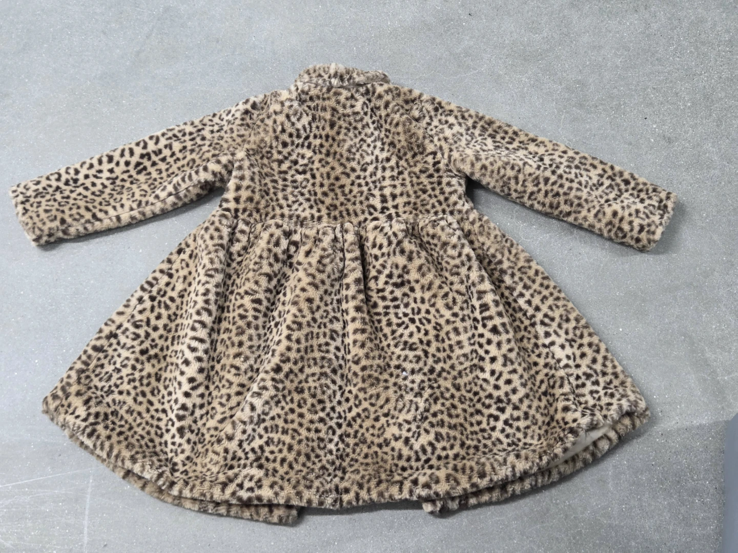 Girls Faux Fur Leopard Print Coat - photo 2