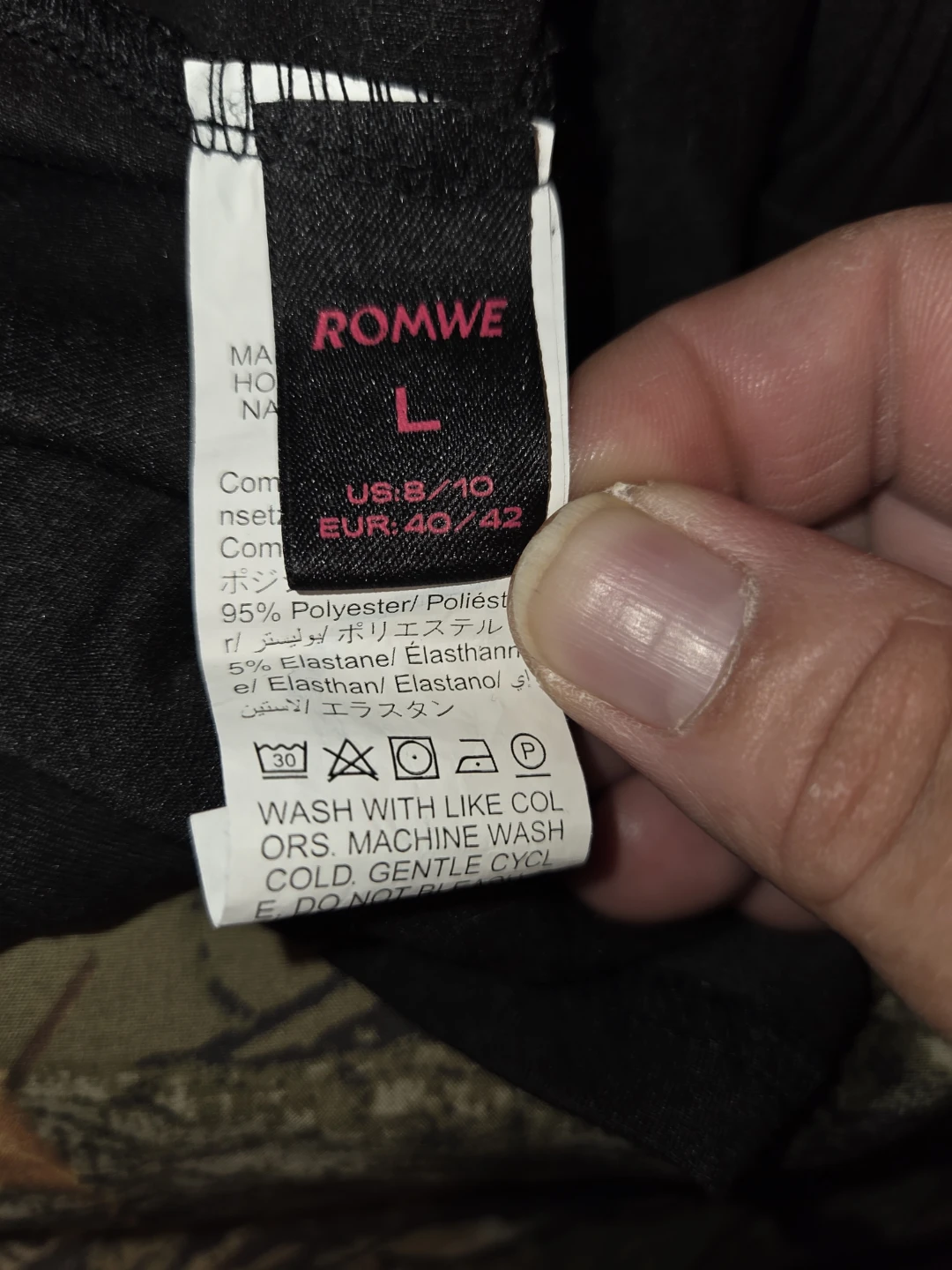 Romwe 'Hearts, Crosses, & Vines' Statement Shirt in a Ladies L - photo 5