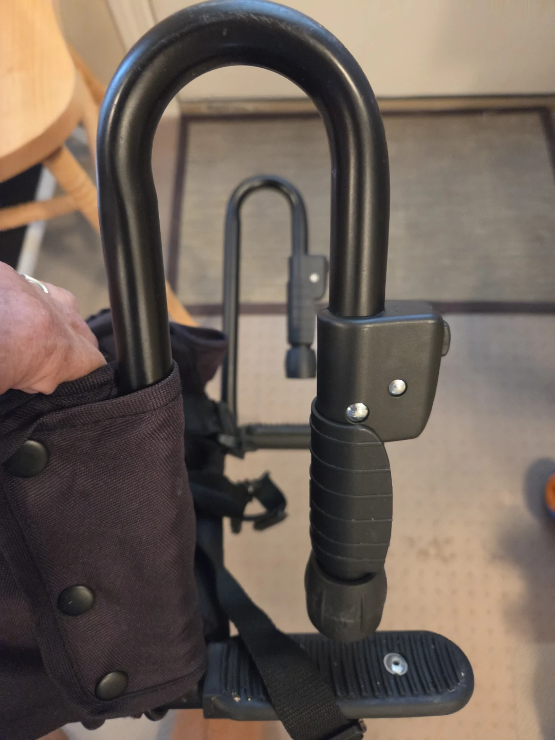 guzzie+Guss Hook-on High Chair - photo 5
