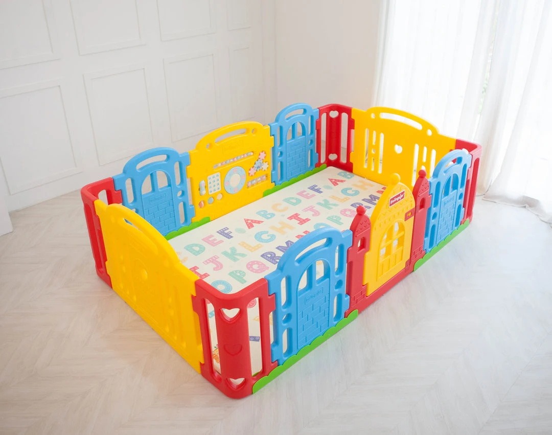 Dwinguler Baby Playpen (without mat)