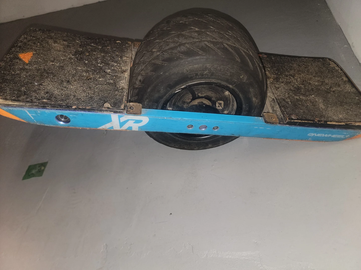 Onewheel+ XR Electric Skateboard - photo 2