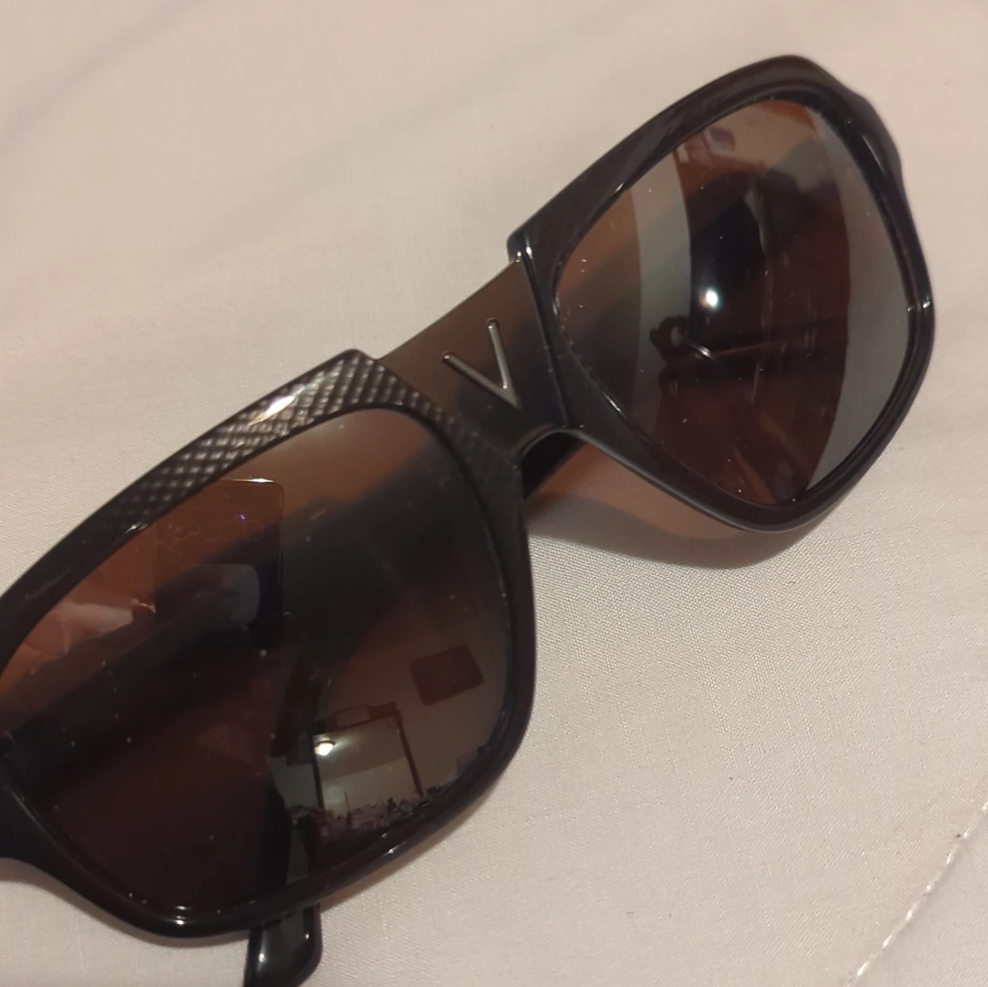 Vuarnet Sunglasses with Case - photo 2