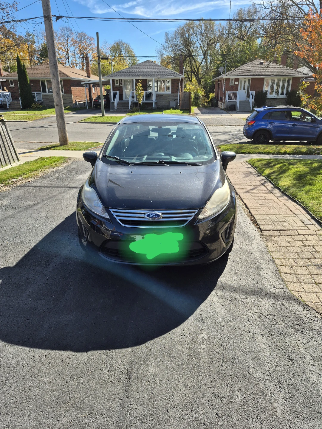 Black Ford Fiesta Hatchback - photo 2