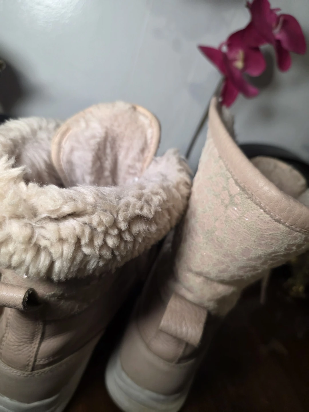 UGG Pink Lace-Up Winter Boots - photo 5
