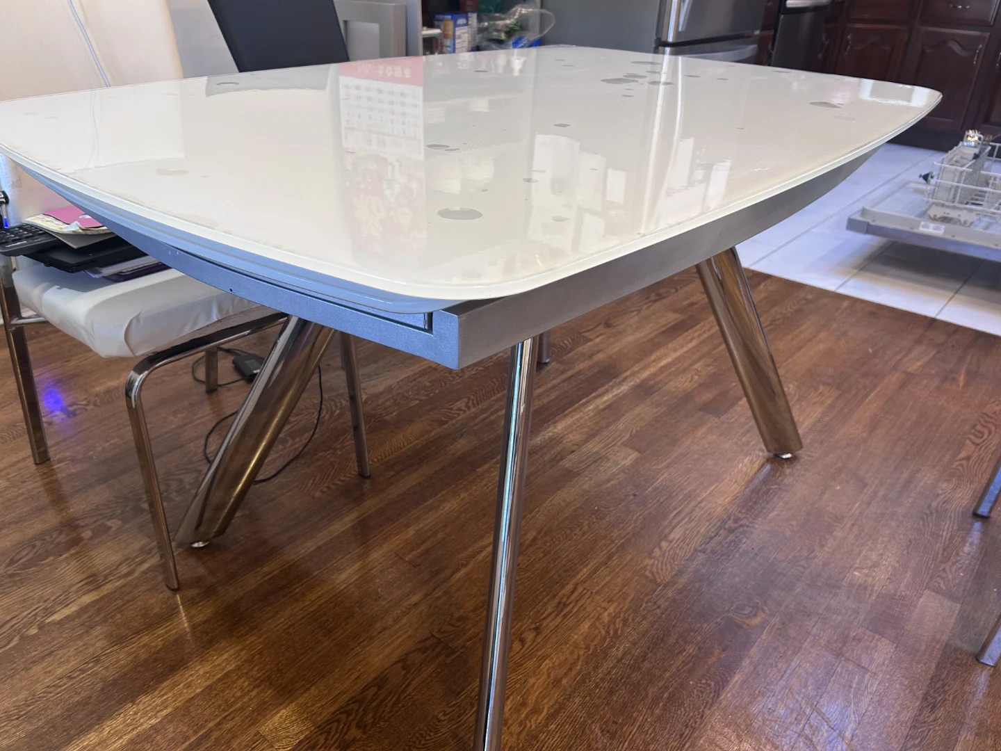 Modern Extendable Glass Dining Table - photo 3