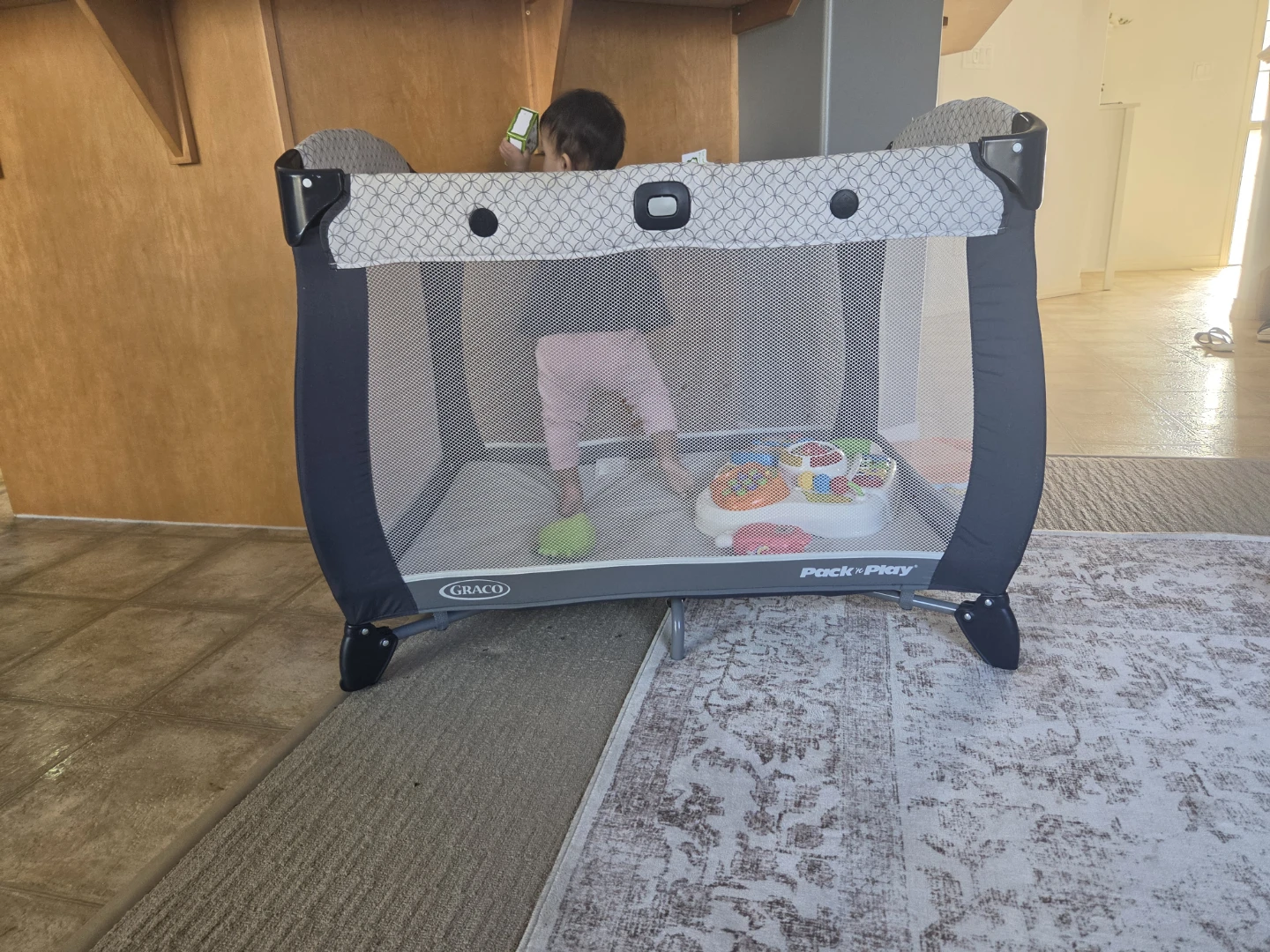 Graco Pack 'n Play Playard - photo 4