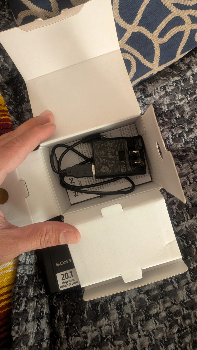 Sony Cyber-shot DSC-W800 Digital Camera - photo 2