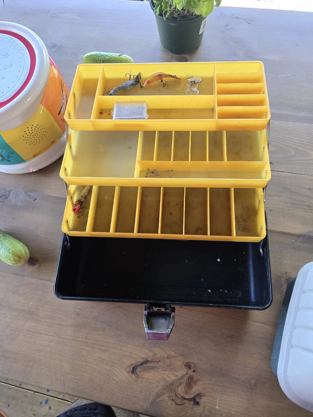 Old Pal PF-2000 Fishing Tackle Box - photo 4