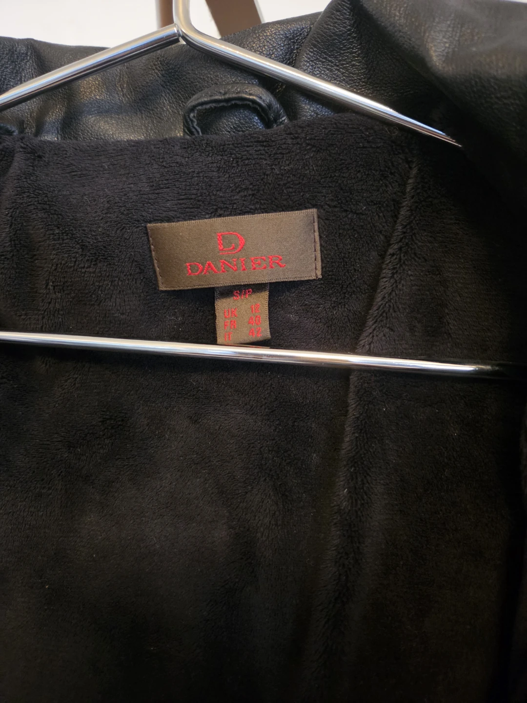 Danier Black Leather Winter Coat with Hood - photo 2