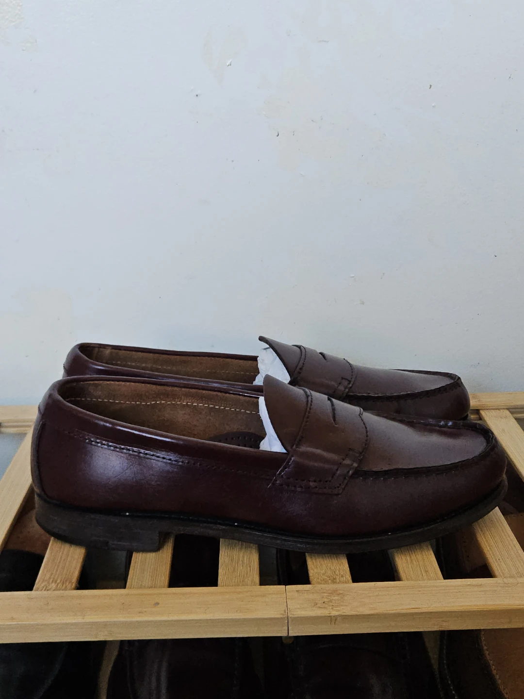 G.H. Bass & Co. Weejuns Logan Penny Loafers US: 9D - photo 2