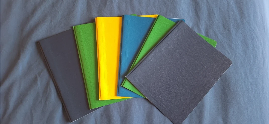 Set of 6 Assorted Pocket Folders