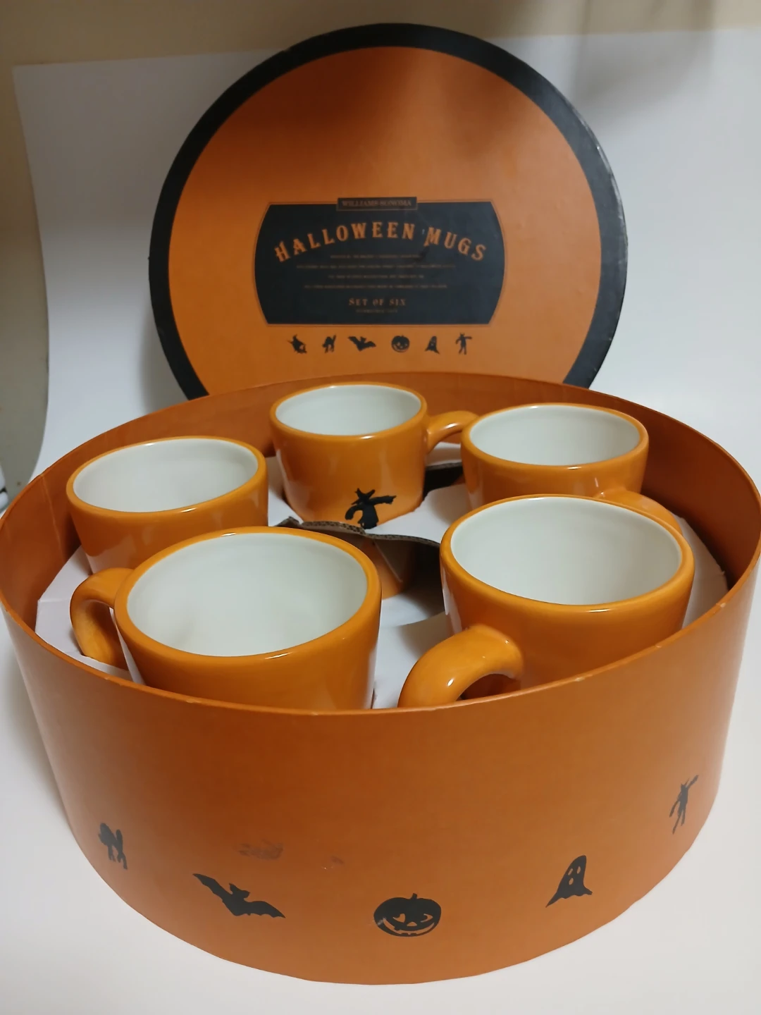 2003 Williams-Sonoma Halloween Mugs, Set of 5