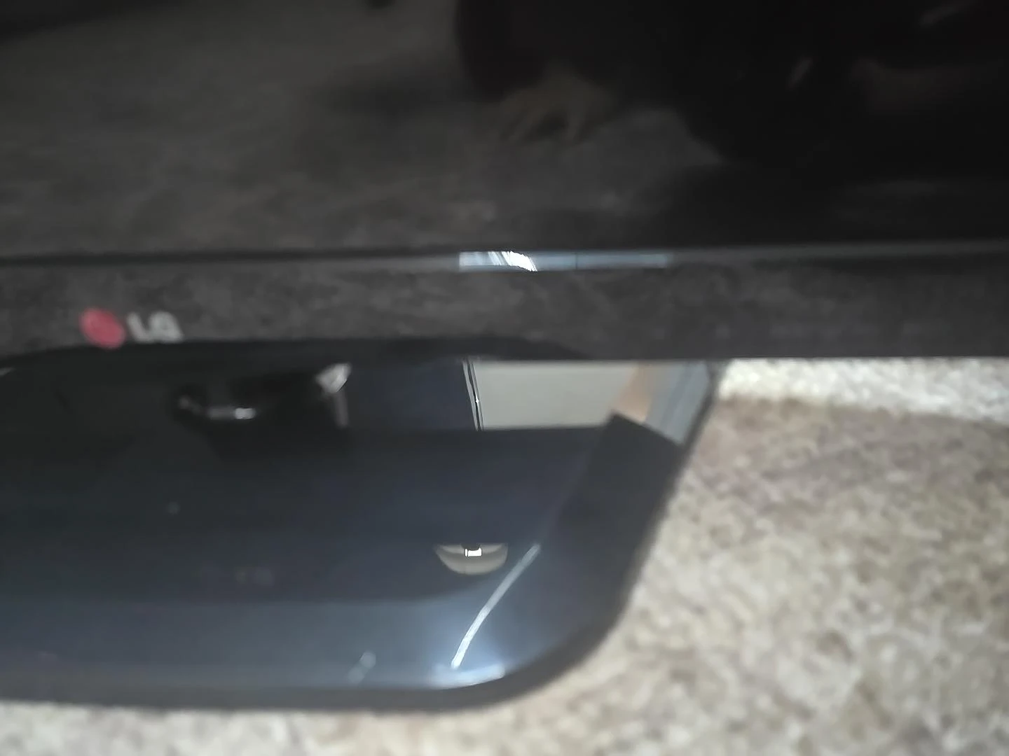 LG 28-inch LED Television - photo 4
