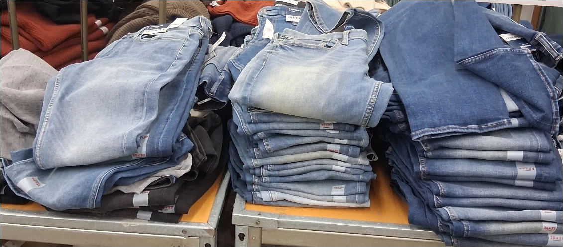 Old Navy Straight Fit Jeans