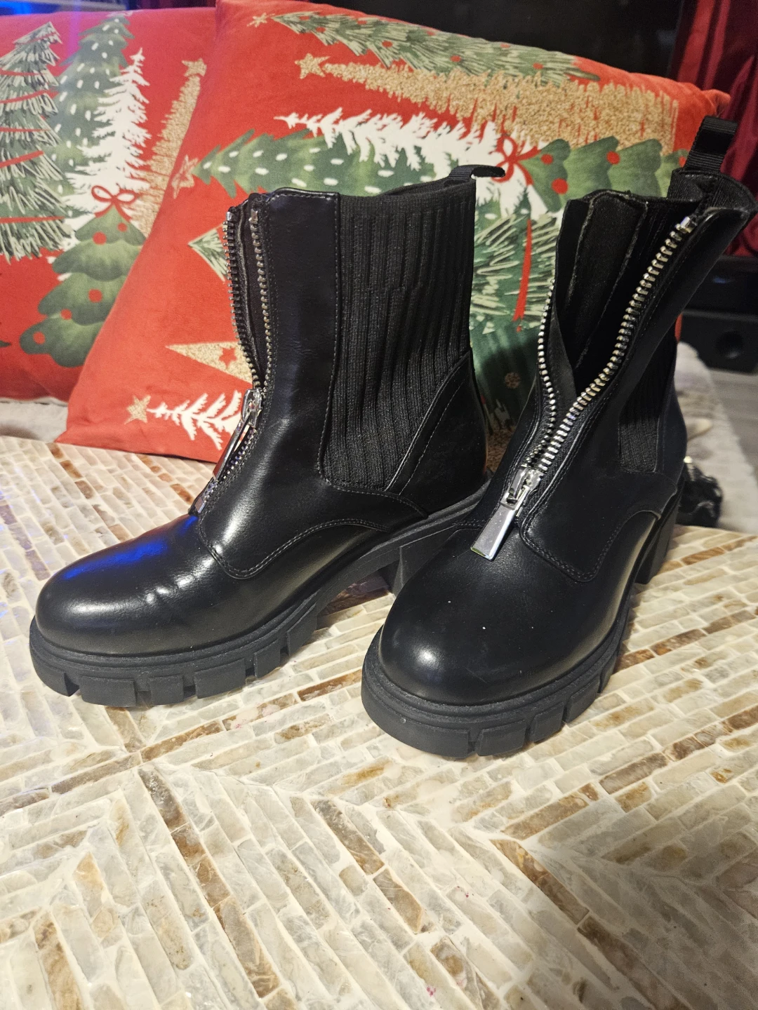 Black Front-Zip Combat Boots Size 6.5 - photo 2